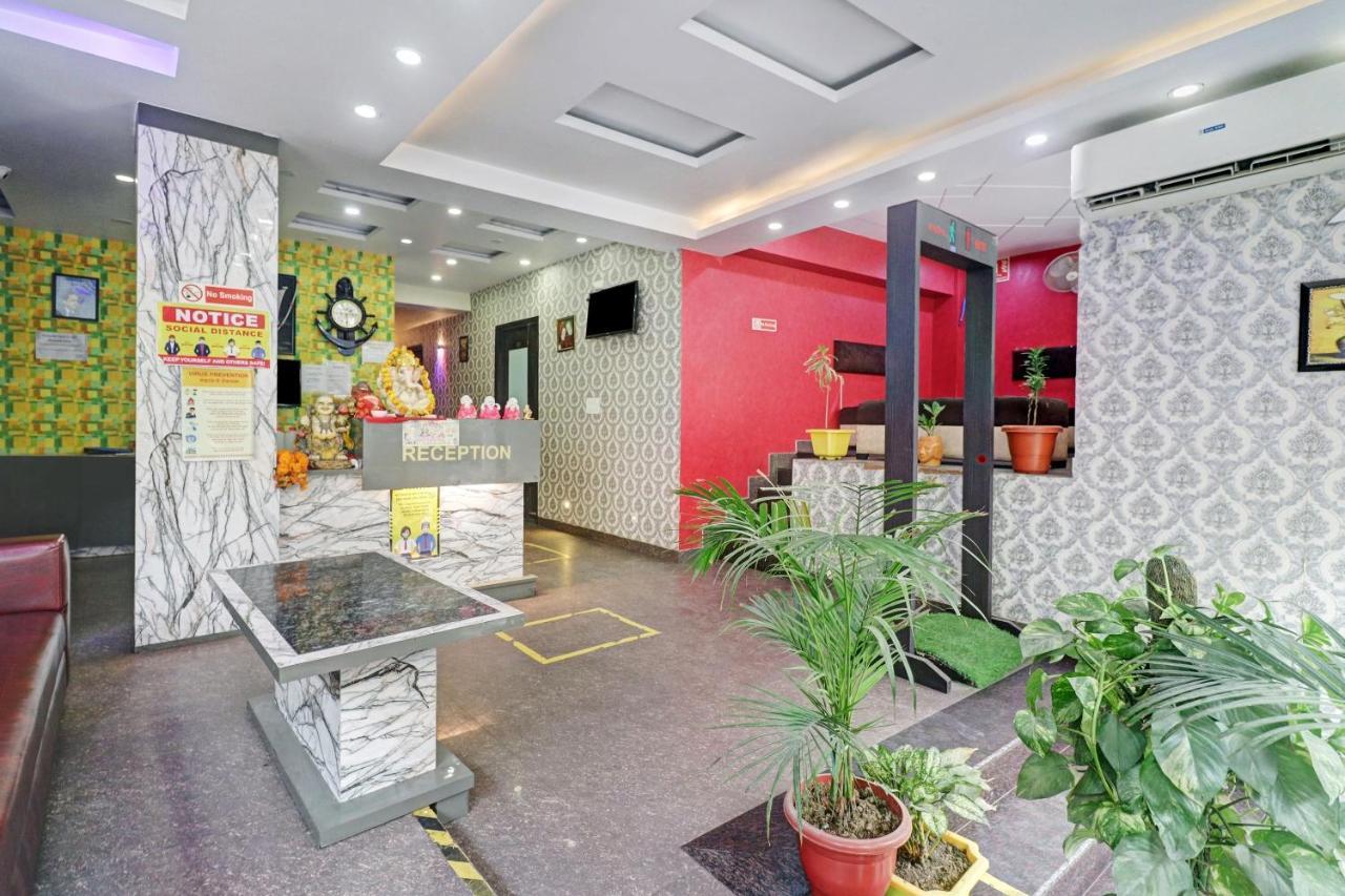 Oyo 12675 Hotel Star Inn New Delhi Exterior foto
