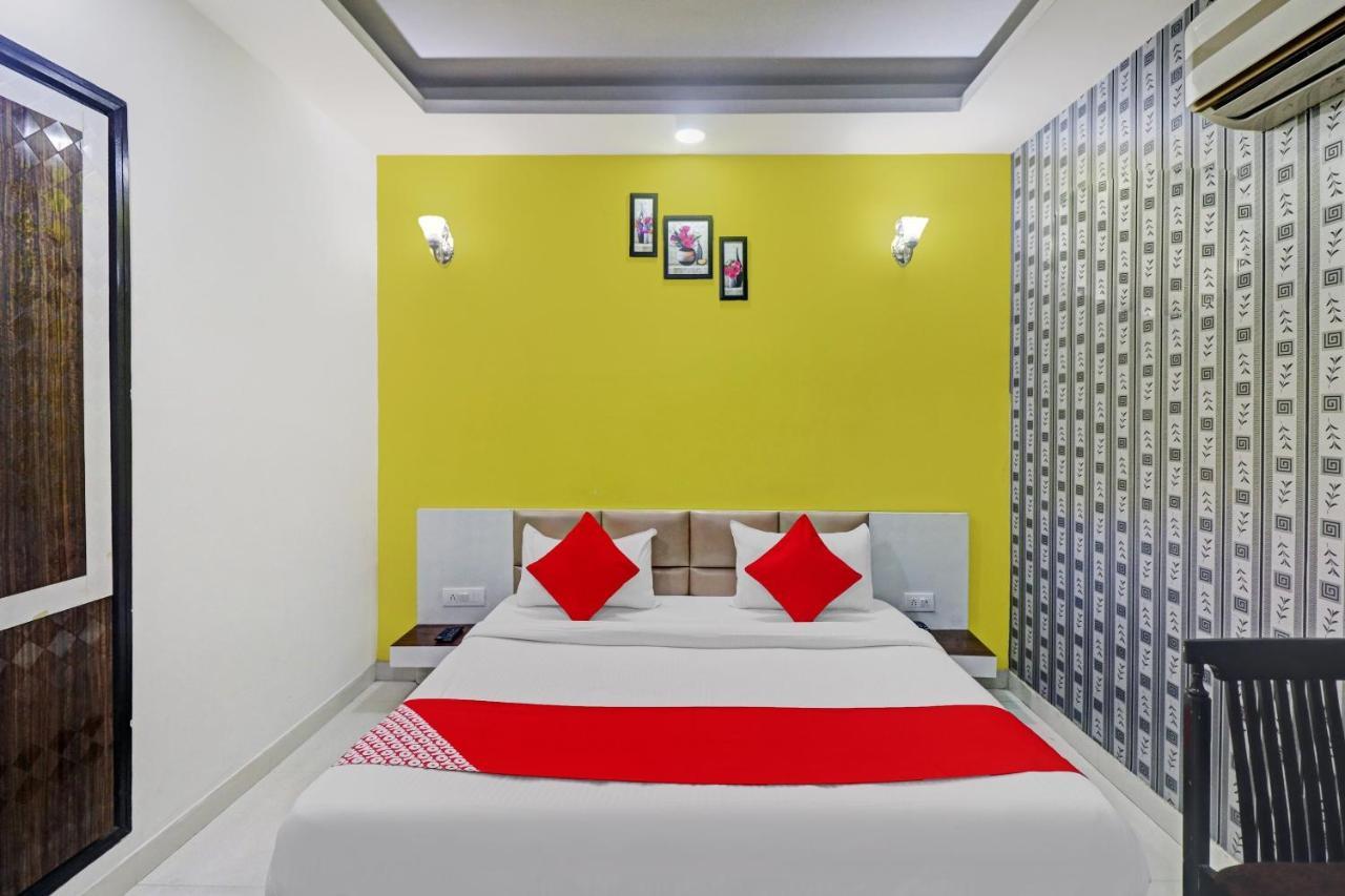 Oyo 12675 Hotel Star Inn New Delhi Exterior foto